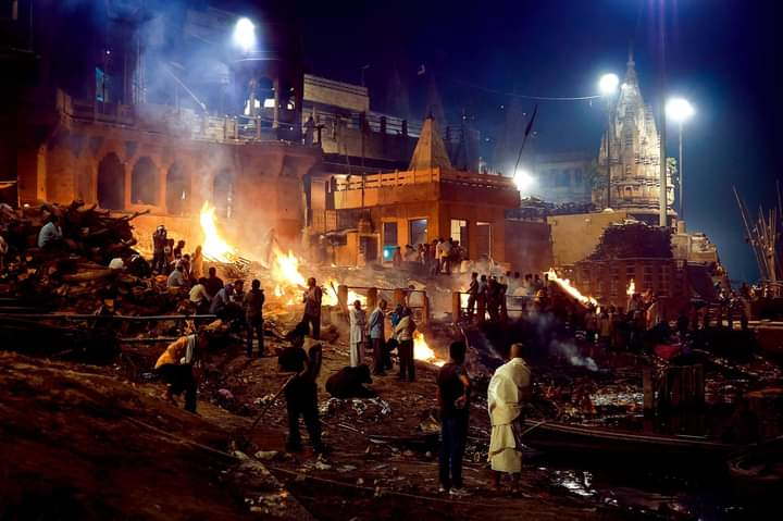 Read more about the article Manikarnika Ghat in Varanasi